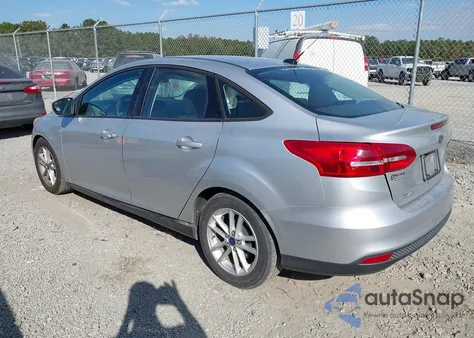 2016 Ford Focus Se z USA, uszkodzony, nr VIN 1FADP3F2XGL249265
